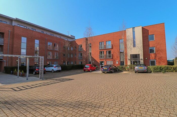 2 Bedroom Apartment For Sale In The Brow, Clayton Court The Brow, RH15