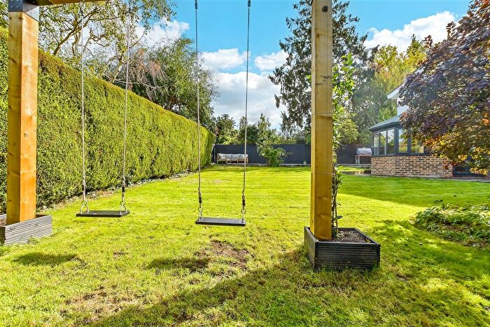 4 Bedroom Detached House For Sale In Forson Close, Tenterden, Kent, TN30