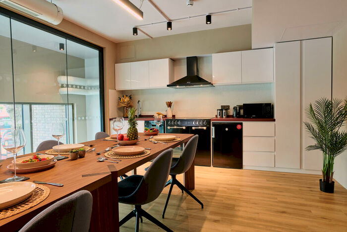 2 Bedroom Apartment To Rent In Apex Gardens, Seven Sisters London, N15