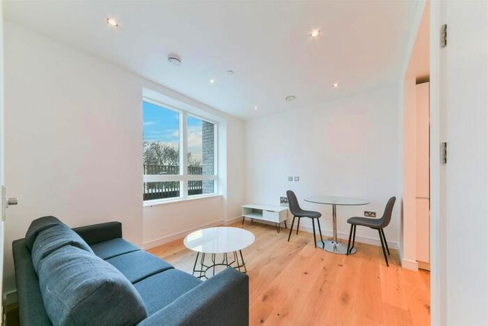 Studio To Rent In Duval House, Grant Road, York Gardens, Clapham, London, SW11