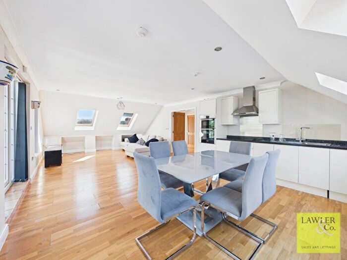 3 Bedroom Apartment For Sale In Park Lane, Poynton, Stockport, Cheshire, SK12