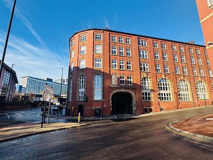 3 Bedroom Flat For Sale In City Road, Newcastle Upon Tyne, NE1