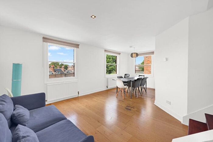 2 Bedroom House To Rent In Fortess Road, Kentish Town, NW5