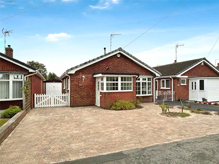 2 Bedroom Bungalow To Rent In Roston Drive, Hinckley, Leicestershire, LE10
