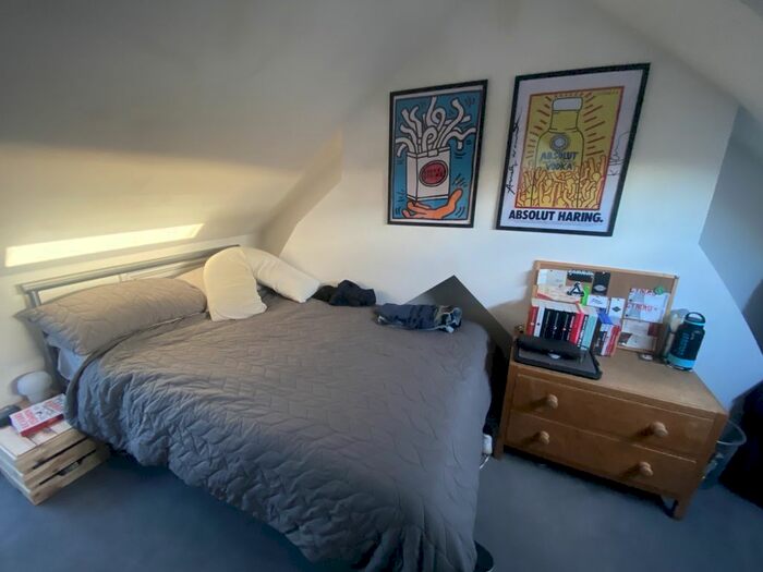 5 Bedroom Property To Rent In Lisvane Street, Cathays, Cardiff CF24