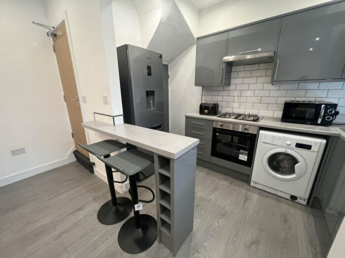 2 Bedroom Terraced House To Rent In Thornville Avenue, Leeds, West Yorkshire, LS6