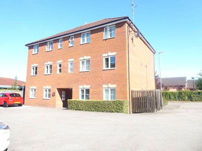 2 Bedroom Flat To Rent In Cedar Gate, Manning Road, Moulton, NN3