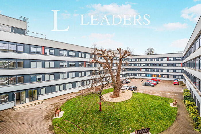 1 Bedroom Apartment To Rent In Compass Point, Romsey Road, SO16