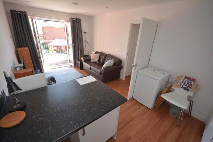 1 Bedroom Apartment To Rent In Albert Way, East Cowes, PO32