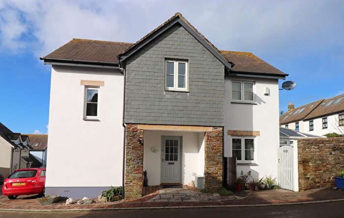 3 Bedroom Detached House For Sale In Jubilee Close, Cubert, TR8