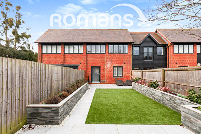 2 Bedroom Terraced House To Rent In The Barn, Odiham, RG29