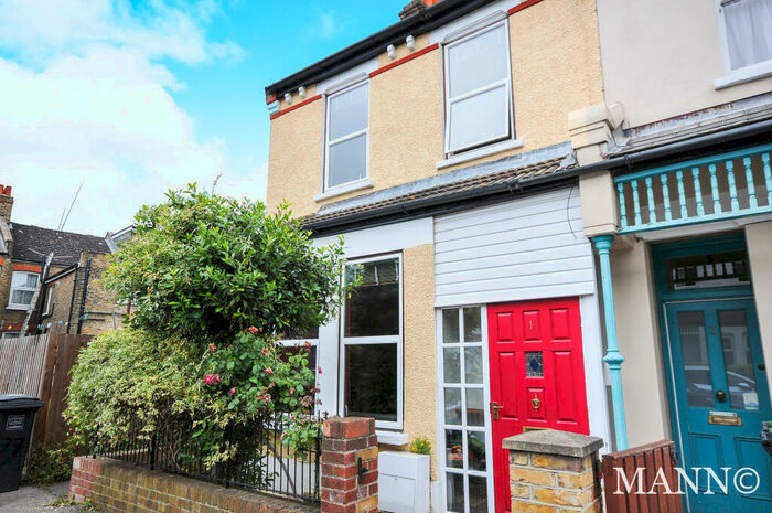 2 Bedroom End Of Terrace House To Rent In Sunnydene Street, Sydenham, SE26