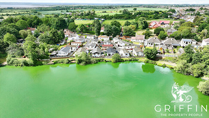 1 Bedroom Detached Bungalow For Sale In Residential Park Homes, Church Road, Corringham, SS17