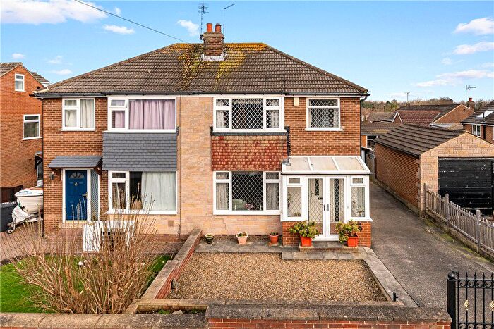 3 Bedroom Semi Detached House For Sale In Meadowcroft, Harrogate, North Yorkshire, HG1