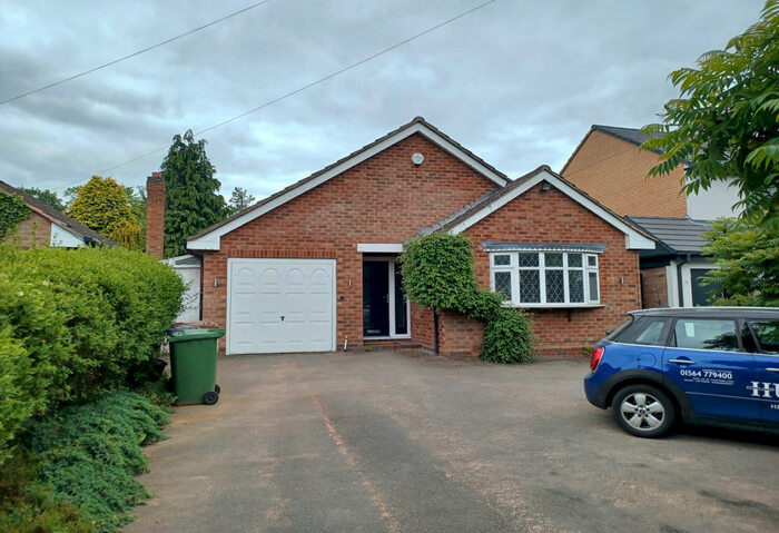 2 Bedroom Bungalow To Rent In Dorchester Road, Solihull, West Midlands, B91