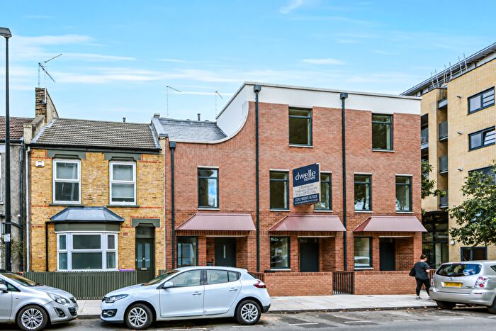 3 Bedroom Terraced House For Sale In Fawe Street, Tower Hamlets, London, E14