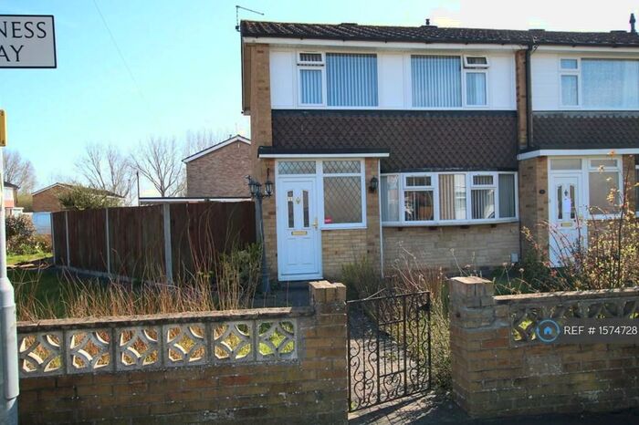 3 Bedroom End Of Terrace House To Rent In Binness Way, Portsmouth, PO6