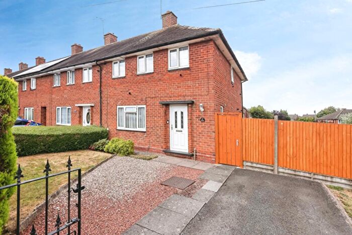 3 Bedroom End Of Terrace House For Sale In Thurlestone Road, Birmingham, West Midlands, B31