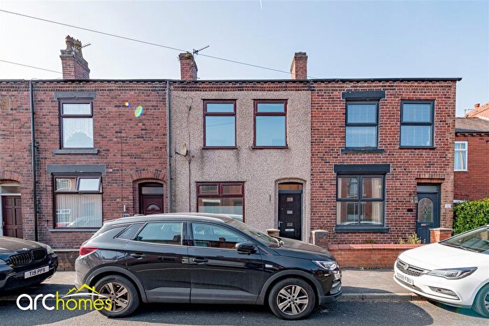 3 Bedroom Property To Rent In Swan Lane, Hindley Green, Wigan, WN2