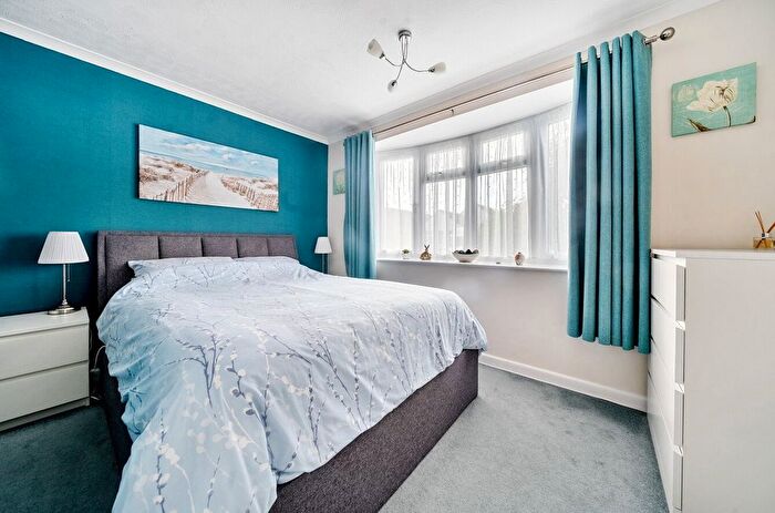 3 Bedroom Bungalow For Sale In Nicholas Road, Langley, Southampton, Hampshire, SO45