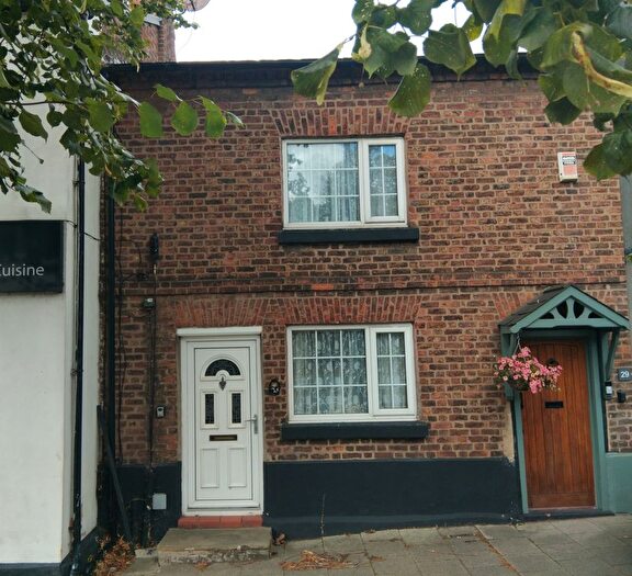 2 Bedroom Terraced House To Rent In High Street, Frodsham, WA6