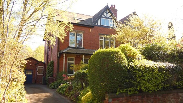 6 Bedroom Semi-Detached House For Sale In The Drive, Leeds, West Yorkshire, LS8