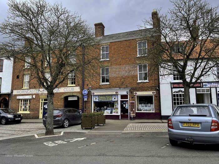 3 Bedroom Flat To Rent In Market Place, Horncastle, LN9