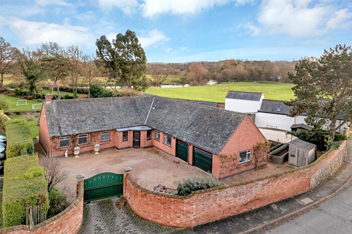 4 Bedroom Bungalow For Sale In Soar Road, Quorn, LE12