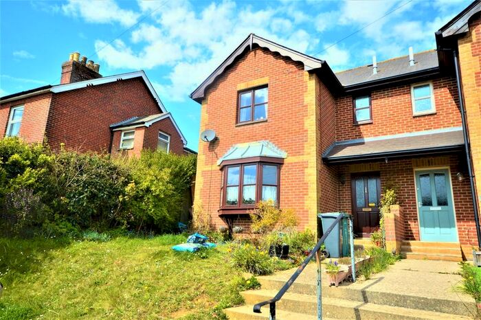 3 Bedroom Semi-Detached House To Rent In Slay Rise, Bannock Road, PO38