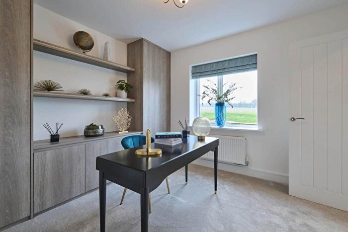 4 Bedroom Detached House For Sale In New Road Uttoxeter, ST14