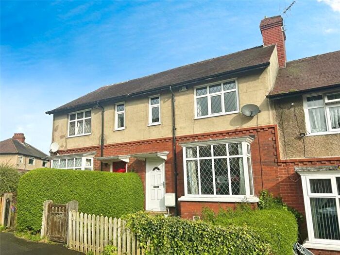 3 Bedroom Terraced House To Rent In Lynndale Avenue, Birkby, Huddersfield, HD2