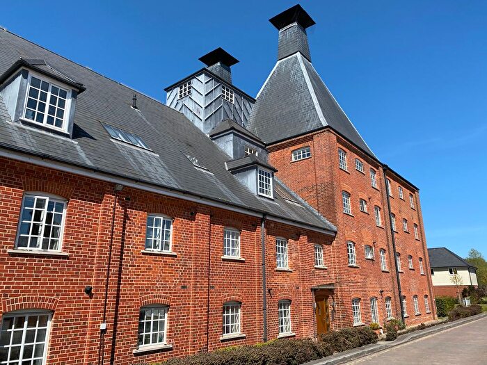 2 Bedroom Flat To Rent In The Malthouse, Romsey, SO51