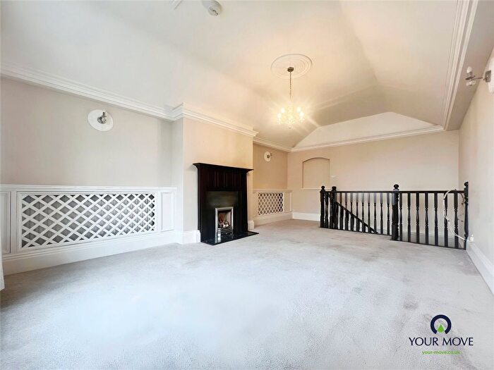 2 Bedroom Cottage To Rent In Sudley Road, Bognor Regis, West Sussex, PO21