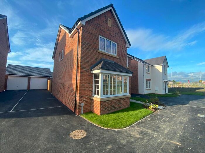 4 Bedroom Detached House To Rent In Wilkinson Walk, Blackburn, BB2