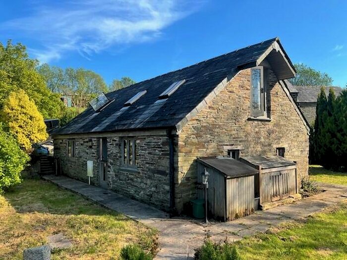 3 Bedroom House To Rent In Liskeard, PL14