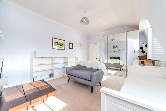 1 Bedroom Flat To Rent In Millbank, Westminster, London, SW1P