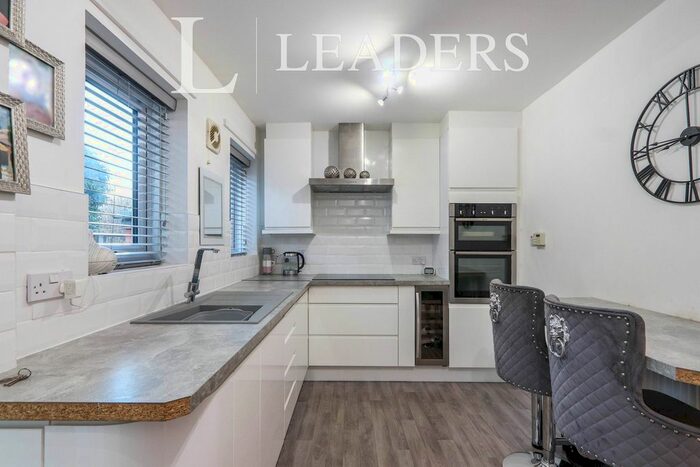 3 Bedroom End Of Terrace House To Rent In Greengate Lane, High Green, Sheffield, S35