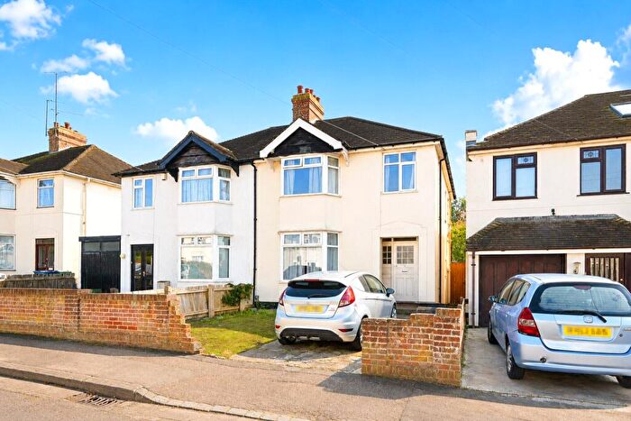 3 Bedroom Semi-Detached House For Sale In Kenilworth Avenue, East Oxford, OX4
