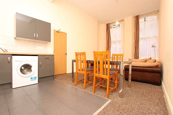 2 Bedroom Flat To Rent In St. Stephens Street, Bristol, BS1