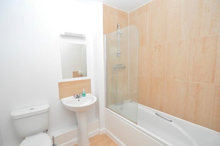 1 Bedroom Flat For Sale In Johnson Place, Walsworth Road, Hitchin, SG4
