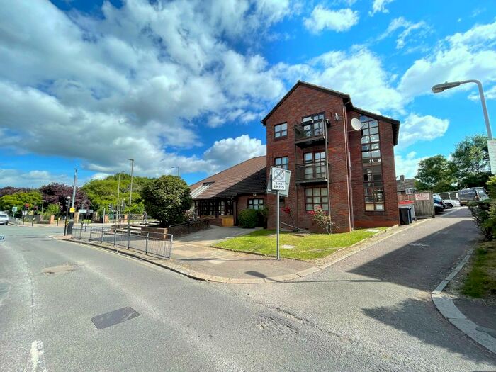 2 Bedroom Flat To Rent In Gervase Road, Burnt Oak, Edgware, HA8