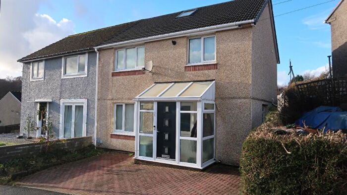 3 Bedroom Semi Detached House For Sale In Overdene, Pontllanfraith, NP12