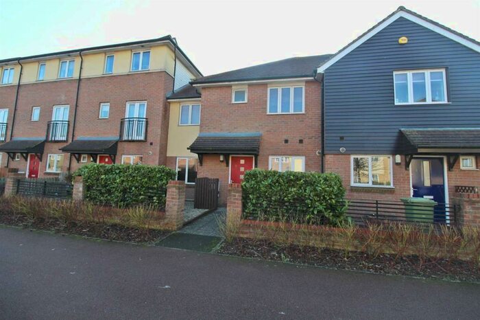 4 Bedroom Terraced House To Rent In Oakworth Avenue, Broughton, Milton Keynes, MK10