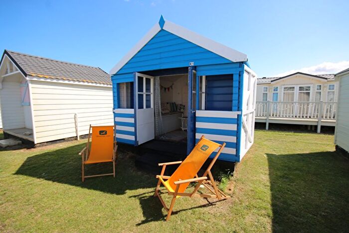Chalet For Sale In South Beach Road, Hunstanton, PE36