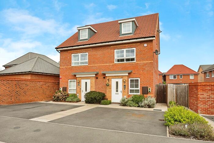 4 Bedroom Semi-Detached House For Sale In Kettleband Close, Bingham, Nottingham, Nottinghamshire, NG13