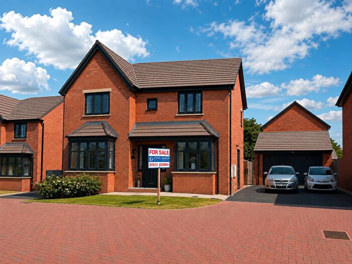 5 Bedroom Detached House For Sale In Chase View, Newent, GL18