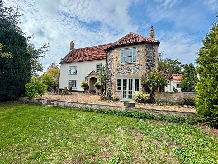 3 Bedroom Farmhouse To Rent In Hall Farm Drive, Methwold, Thetford, IP26