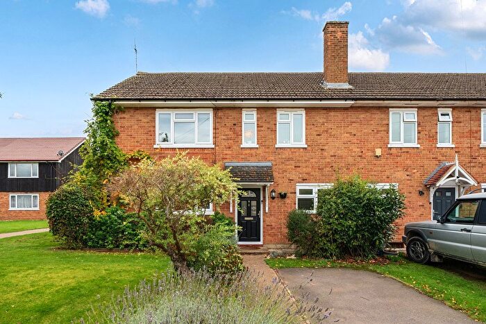 3 Bedroom Terraced House For Sale In Truman Place, Chicksands, Shefford, SG17