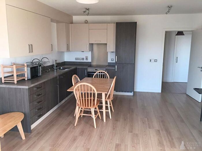 1 Bedroom Apartment To Rent In Eddington Court, Canning Town, E16