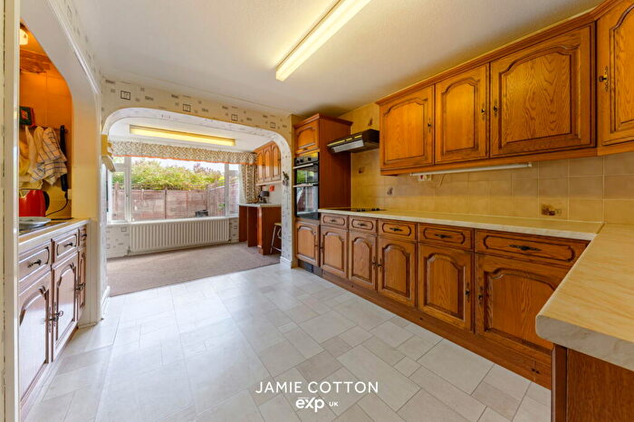 2 Bedroom Semi-Detached House For Sale In York Road, Rowley Regis, B65